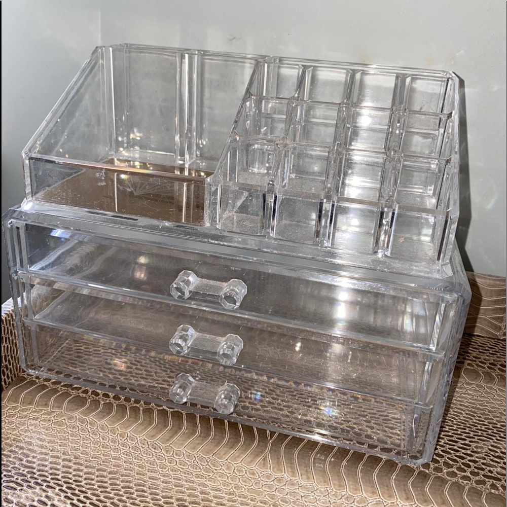 Makeup organizers